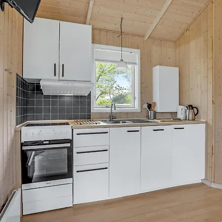 2 Bedroom Stunning In * Nordenbro Vesteregn