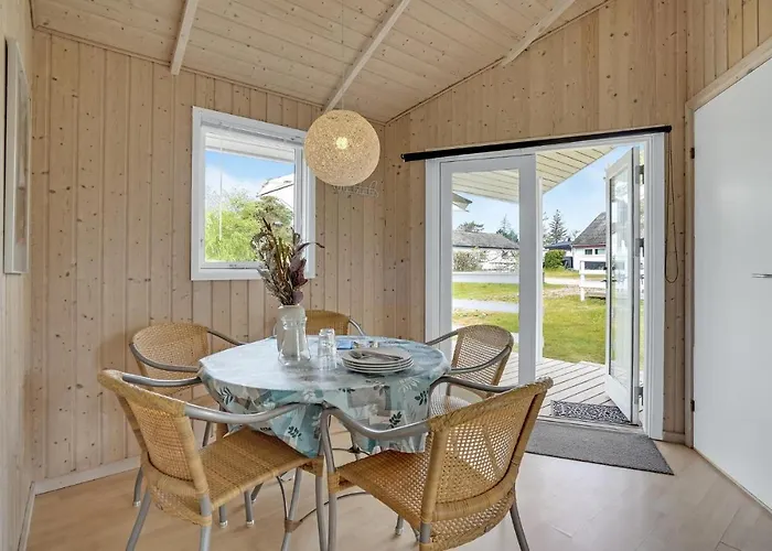 別荘 2 Bedroom Stunning In *